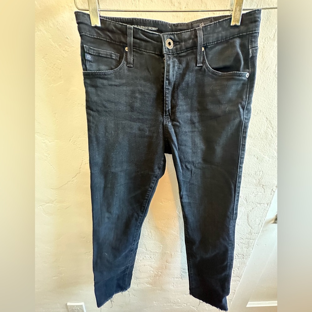 AG the Farrah Skinny high rise skinny size 27 croppes